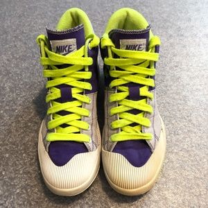 NIKE OUTBREAK HIGH SNEAKERS 318635-571